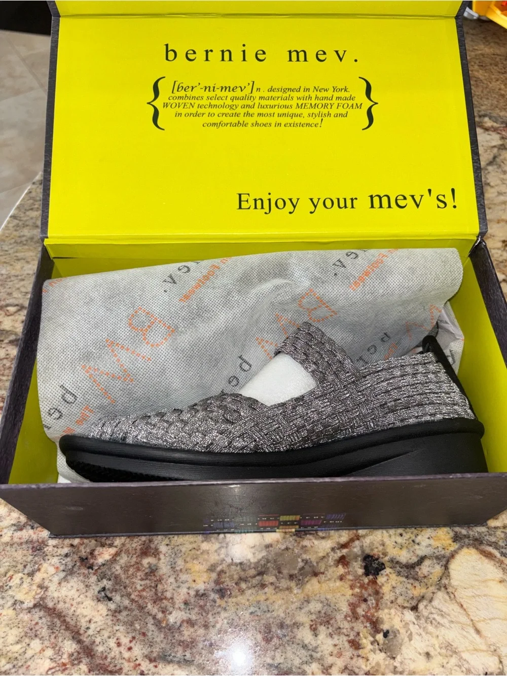 Bernie Mev Woven Stretch Slingback Sandals in Metallic Gray 🆕 - Picture 7 of 9